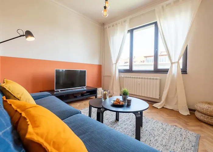 Orange Friendly Apartment Near Vitosha Blvd