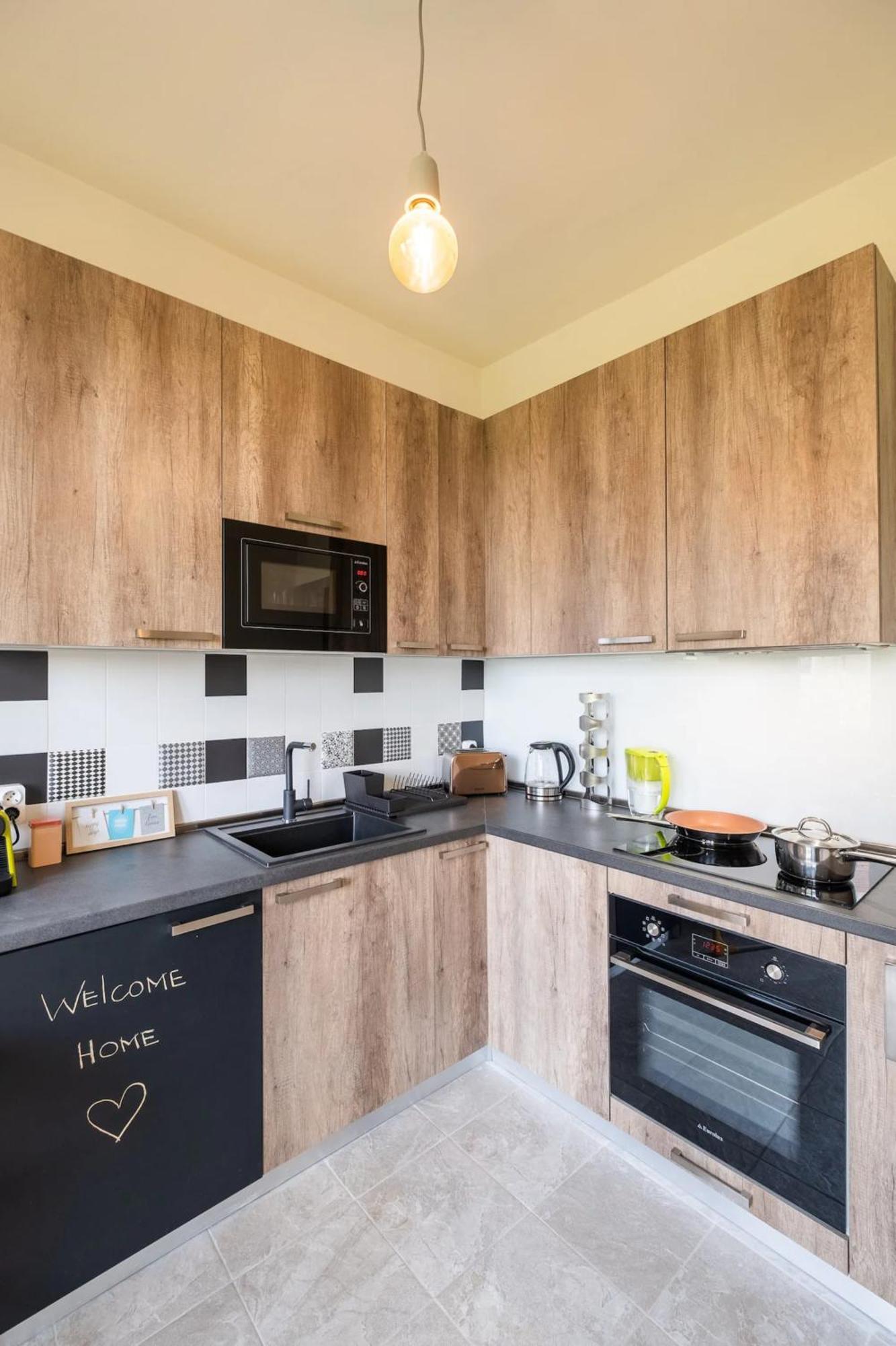 Orange Friendly Near Vitosha Blvd